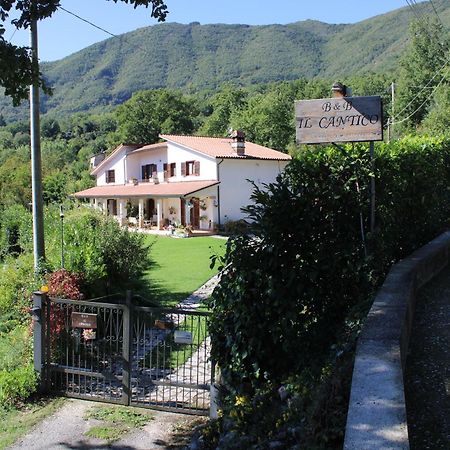 B&B Il Cantico Greccio ภายนอก รูปภาพ