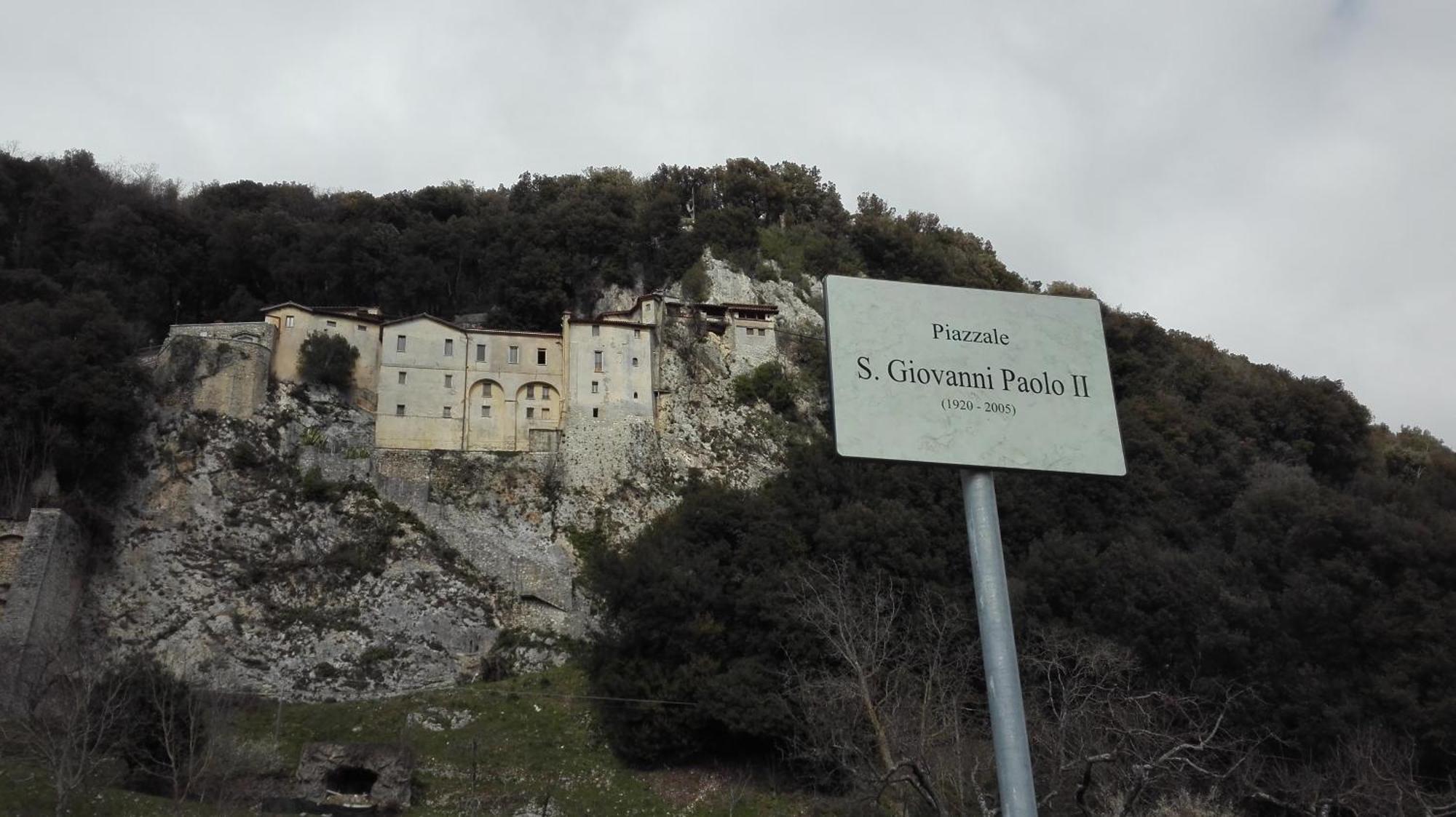 B&B Il Cantico Greccio ภายนอก รูปภาพ